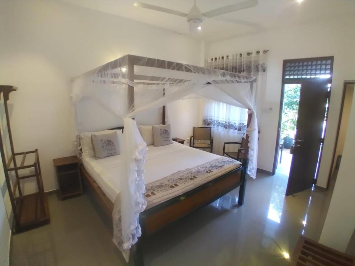 Suriya Arana Bed & Breakfast Negombo Exterior photo