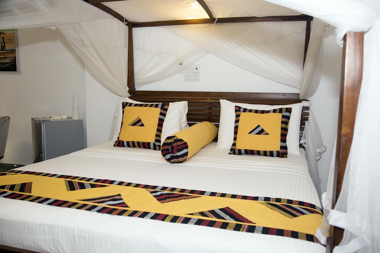 Suriya Arana Bed & Breakfast Negombo Exterior photo