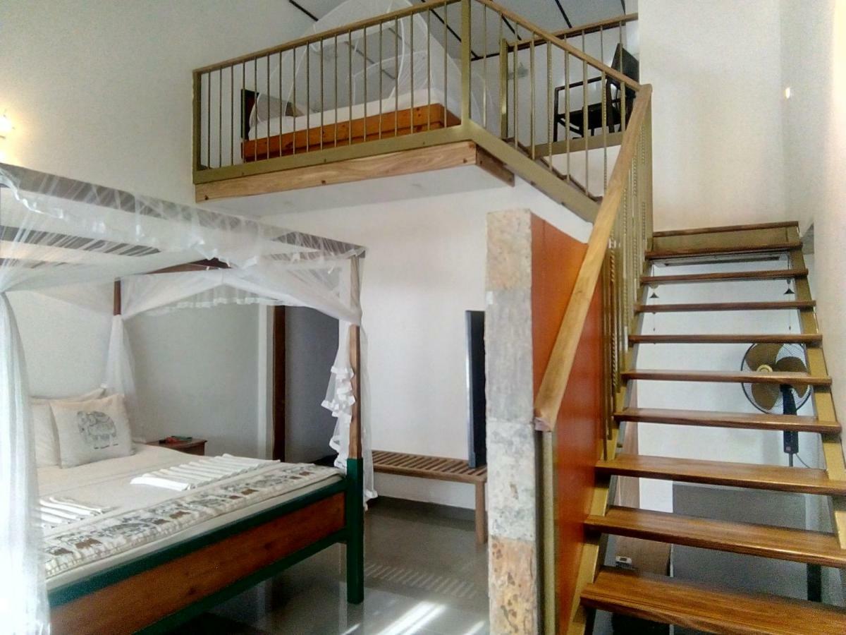 Suriya Arana Bed & Breakfast Negombo Exterior photo