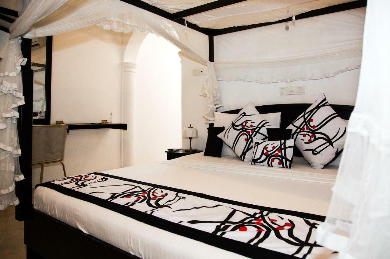 Suriya Arana Bed & Breakfast Negombo Exterior photo